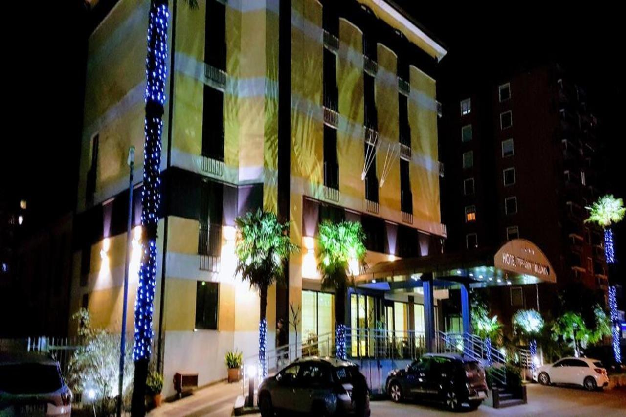 Hotel Tiffany Milano Trezzano Sul Naviglio Esterno foto